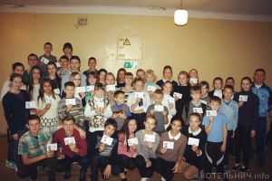 193 школьникам Котельничского района вручены значки ГТО