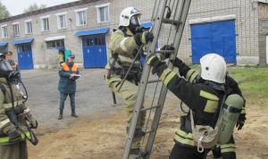 Котельничские пожарные вышли в финал областных соревнований