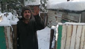 Активисты ОНФ помогают живущему в лесу отшельнику из Котельнича найти жилье и работу