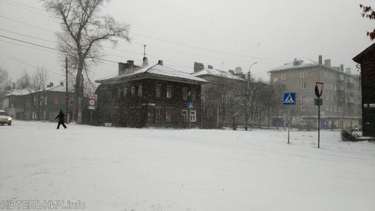 Первый серьезный снегопад в Котельниче. ВИДЕО