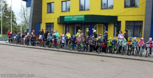 В Котельниче прошли соревнования «Юный велосипедист»